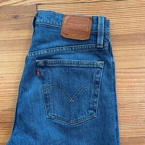 Levi’s Premium denim 501 skinny buttonfly jeans 27 x 28 We the People